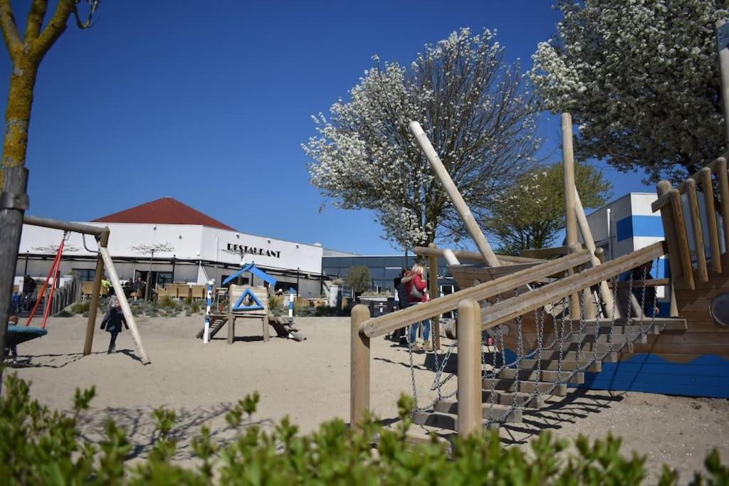 Vakantiehuis Christoffelaan 52,vakantiehuis Aan Het Grevelingenmeer,5km Noordzee
