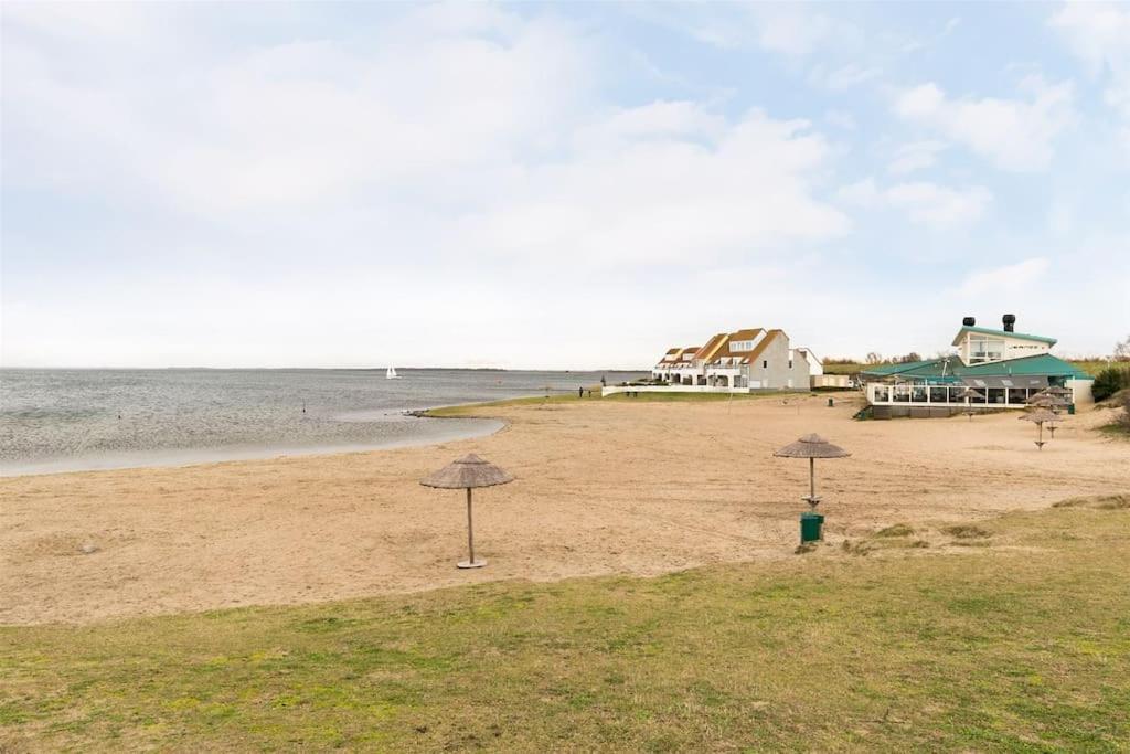 Vakantiehuis Christoffelaan 52,vakantiehuis Aan Het Grevelingenmeer,5km Noordzee